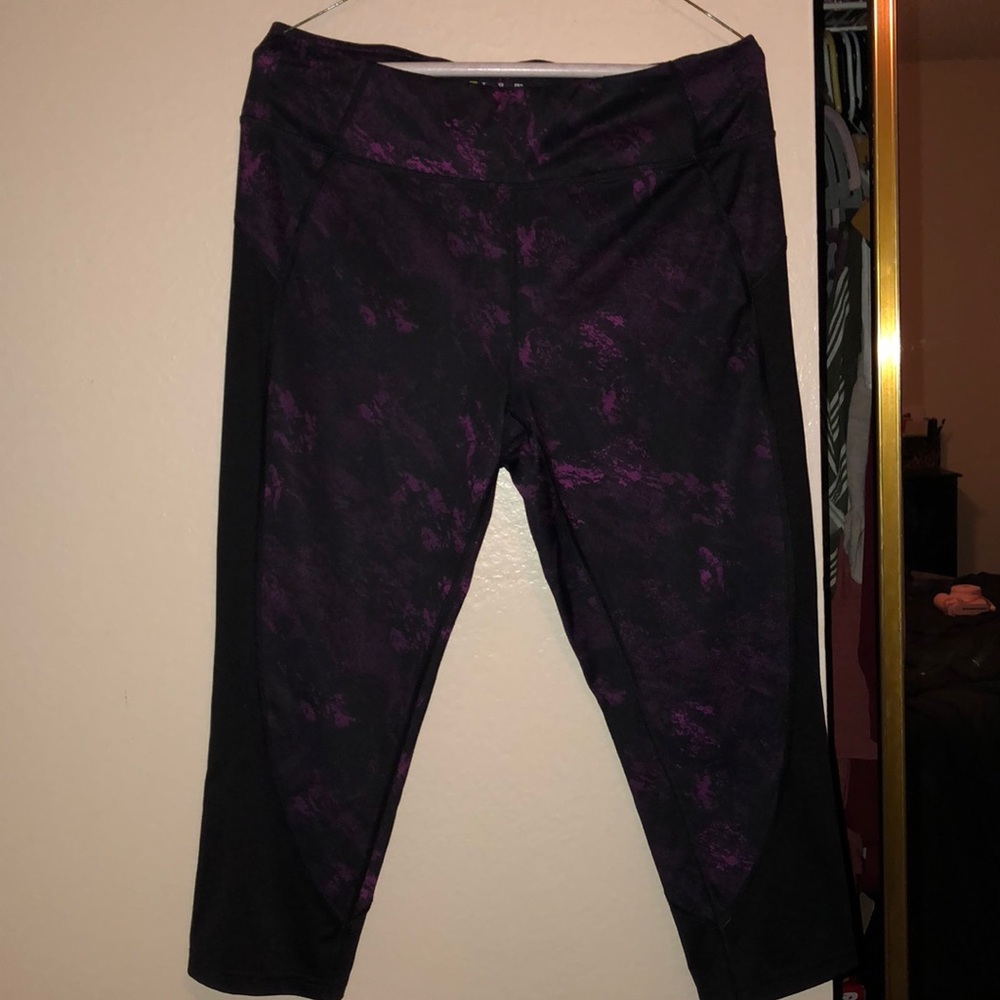 Workout pants 🏋️‍♀️ - Picture 2 of 2